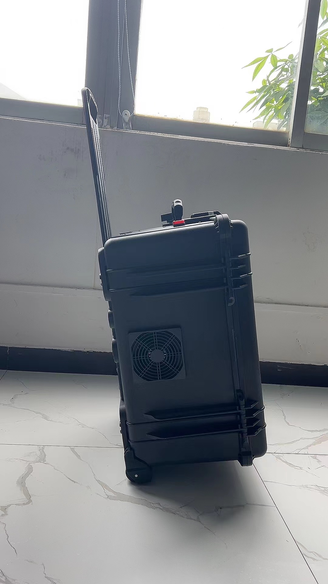 清河手拉箱型移动通信干扰器